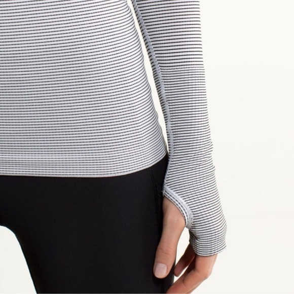 EUC Lululemon Run: Swiftly Tech Long Sleeve *Stripe White 6 - Picture 5 of 13
